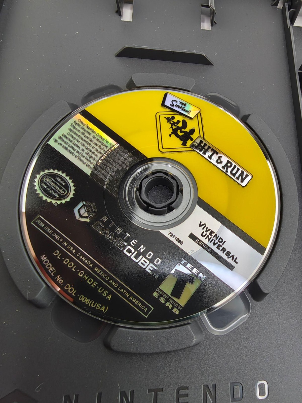 The Simpsons Hit & Run Nintendo GameCube Game CIB T Vivendi 2003 NTSC-U/C USA