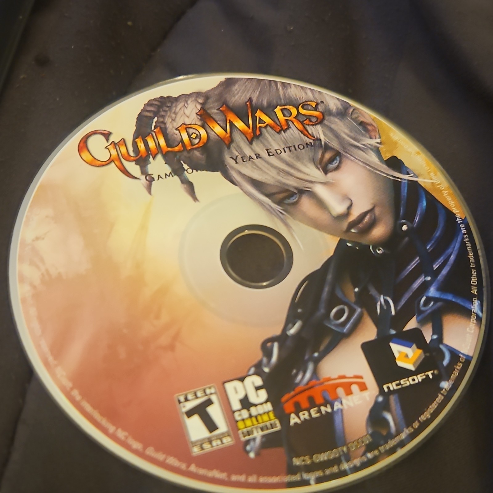 Guild Wars 1 & 2 Game of the Year Edition PC NCsoft Free Online Play MMORPG 2006