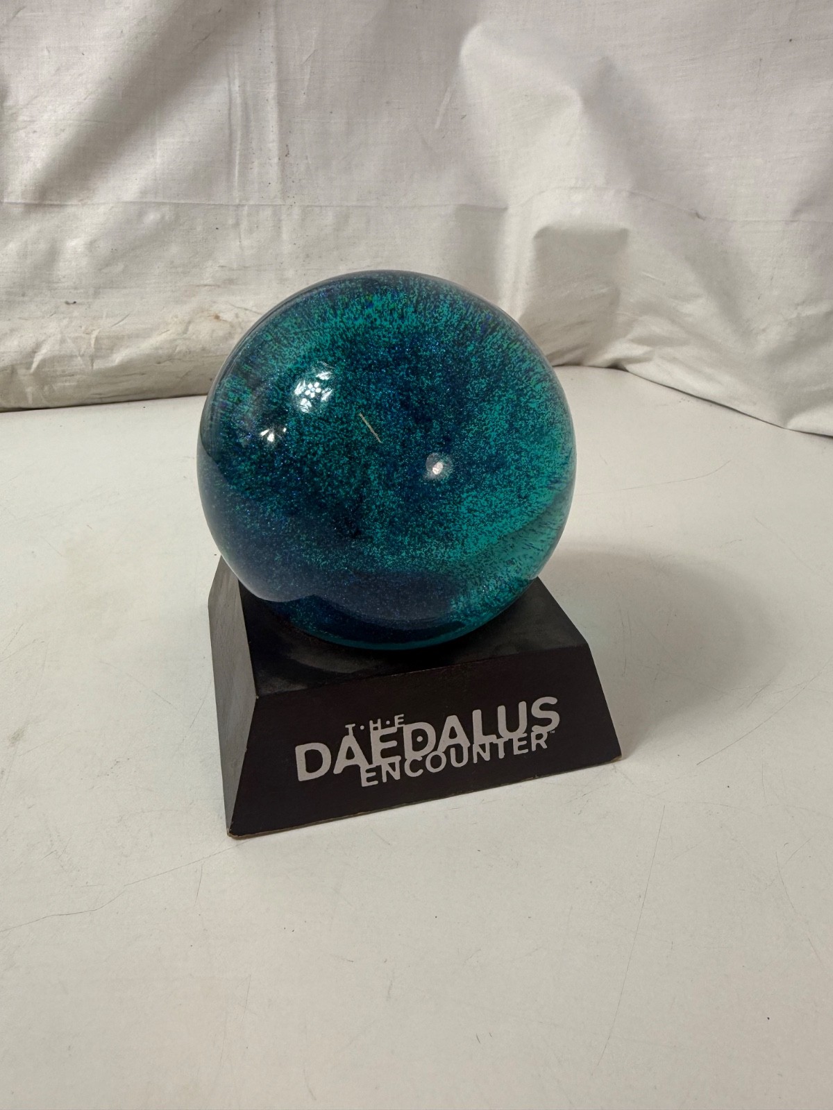 The Daedalus Encounter Vintage 1995 PC Game Promo Glass Orb Paperweight Display