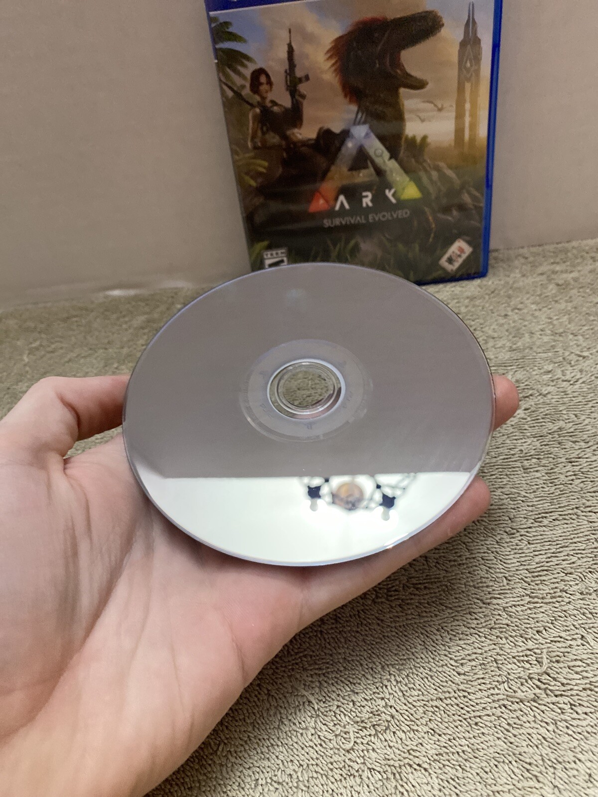 Studio Wildcard Ark: Survival Evolved (Sony PlayStation 4, 2017) PS4 Sandbox T