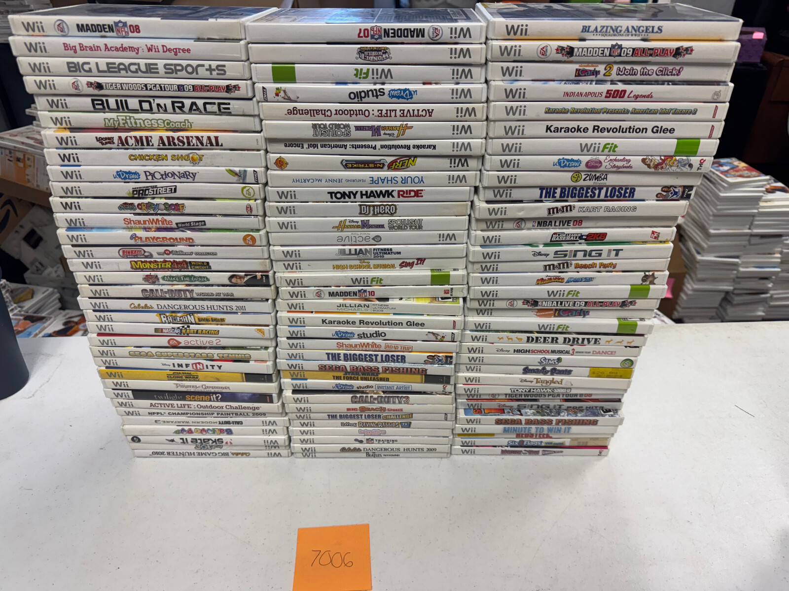 Mixed Lot of 100 Untested Games for Nintendo Wii – Call of Duty, Star Wars
