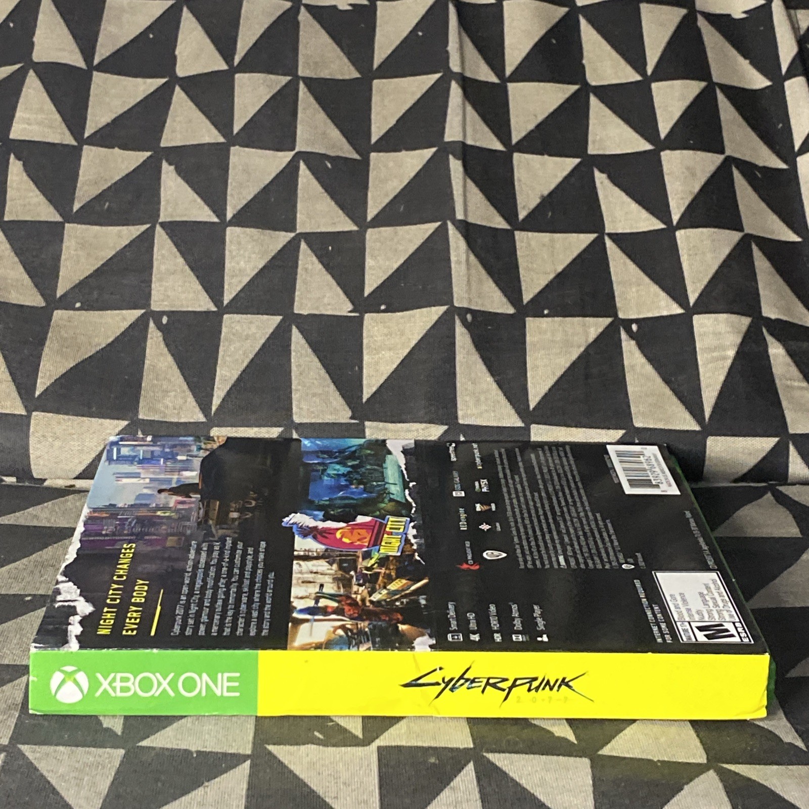 Cyberpunk 2077 Xbox One (Not Complete) Read Description