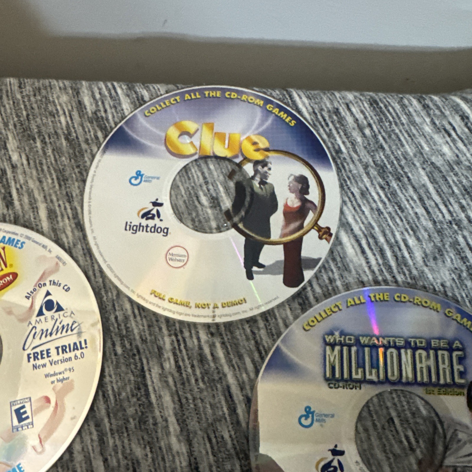 General Mills PC 5 Game Lot Operation Clue Carmen SanDiego Boggle Millionaire