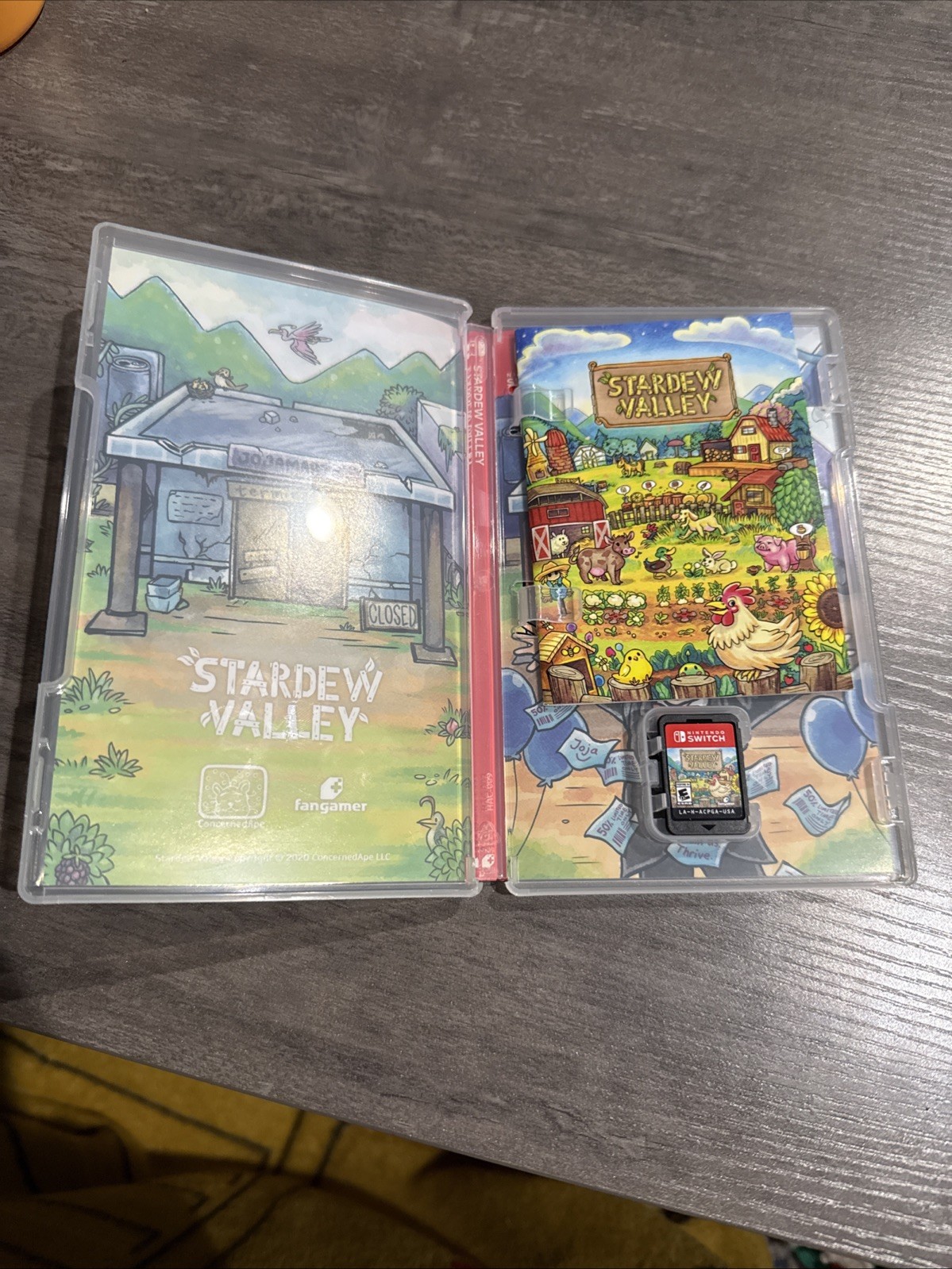 Stardew Valley – Standard Edition (Nintendo Switch, 2017) w/Booklet – USED