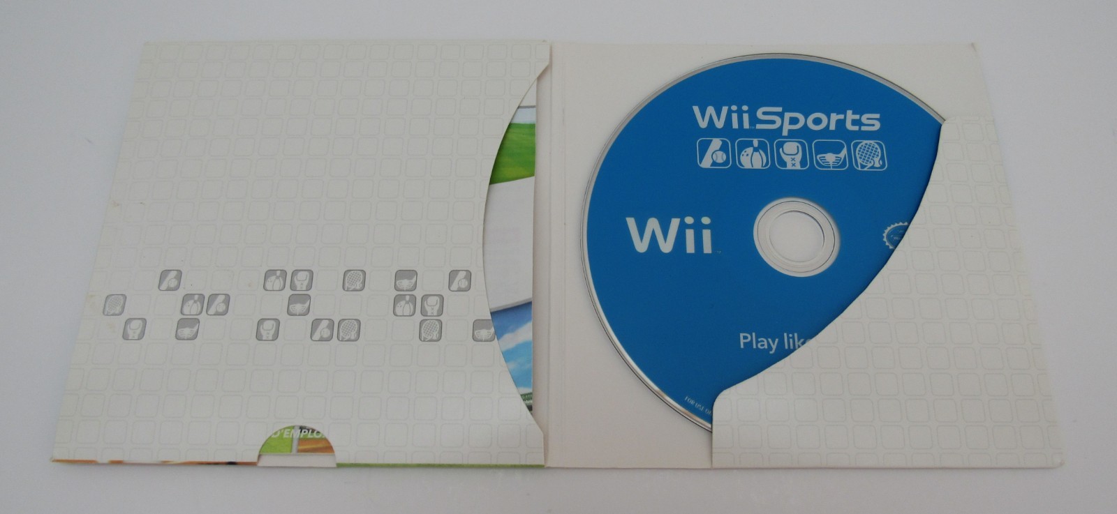2007 NINTENDO Wii SPORTS (E- EVERYONE) DISC w/ SLEEVE & MANUAL PLAY LIKE A PRO!!