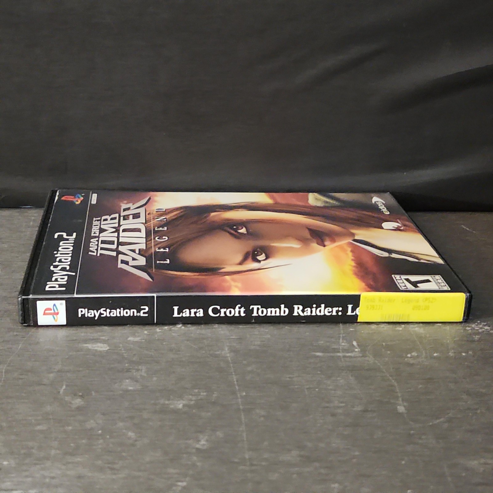 Lara Croft Tomb Raider Legend PlayStation 2 PS2 Game
