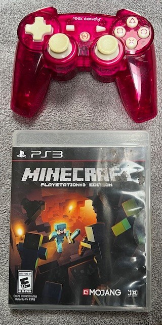 Minecraft PlayStation 3 Edition Used / Rock Candy PS 3 Wireless Controller Used