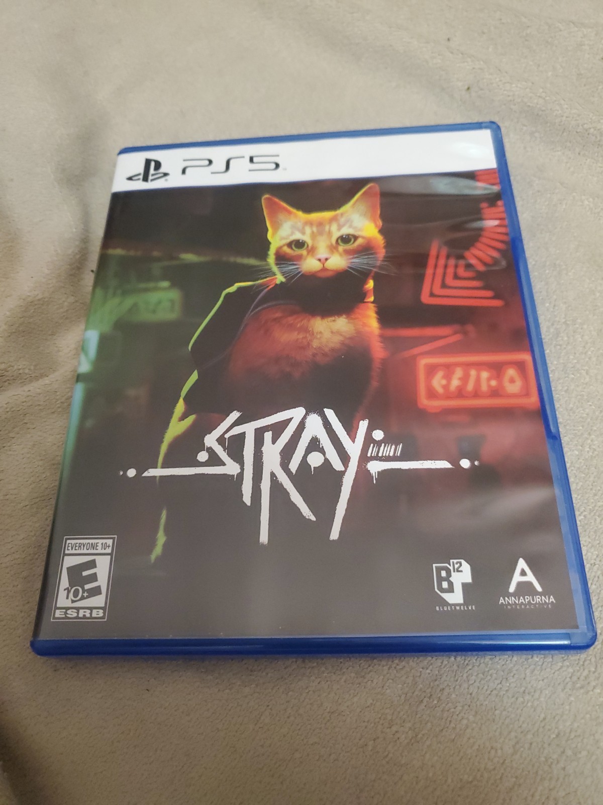 Stray – PS5 + Cards