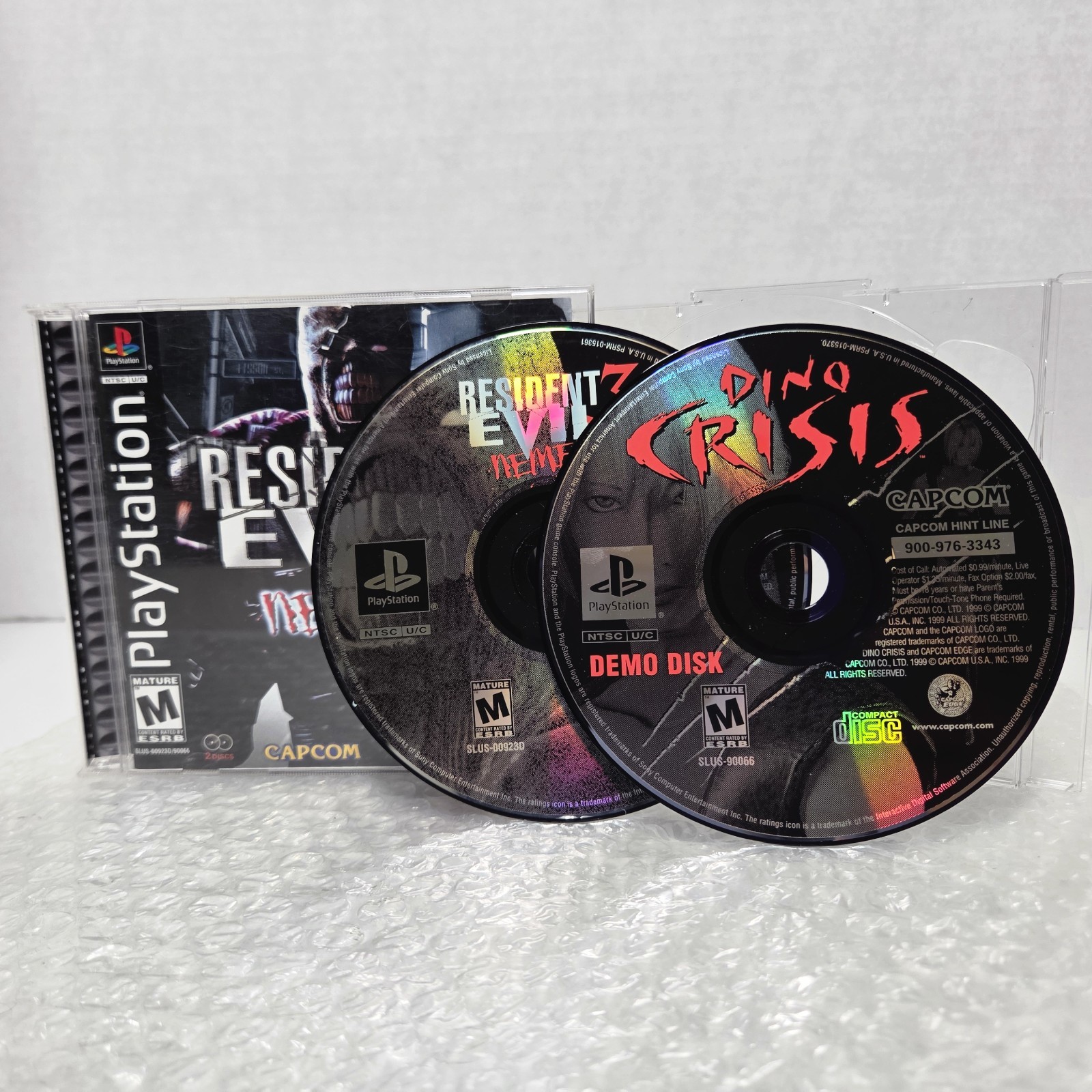 Resident Evil 3 Nemesis Sony PlayStation 1 Complete CIB + Dino Crisis Demo Disc