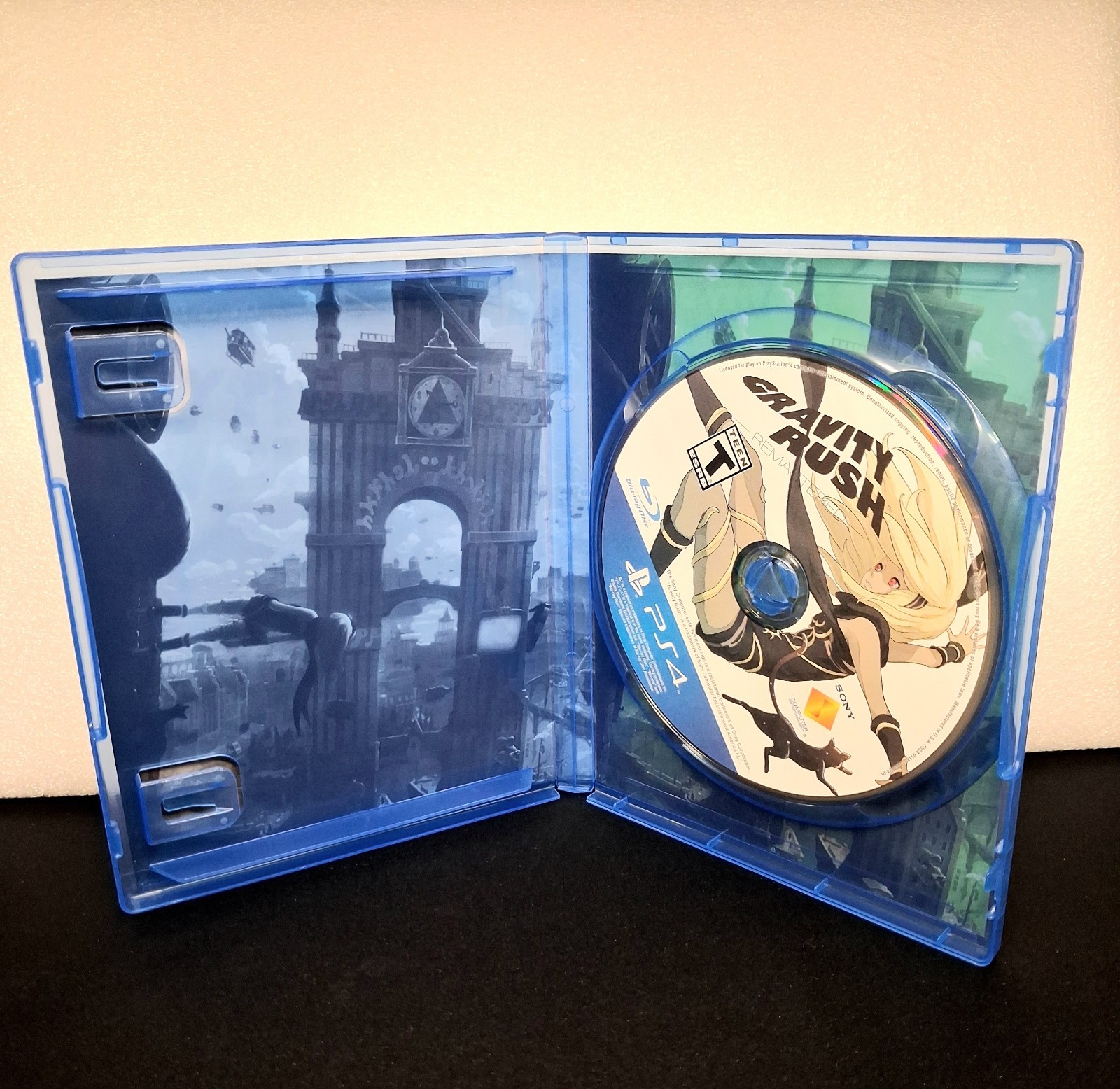 Gravity Rush Remastered (Sony PlayStation 4, 2016) USA Version Tested LikNew