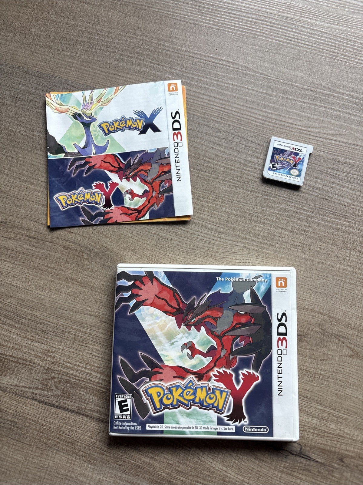 Pokemon Y Version 2013 Nintendo 3DS Complete CIB GOOD CONDITION!