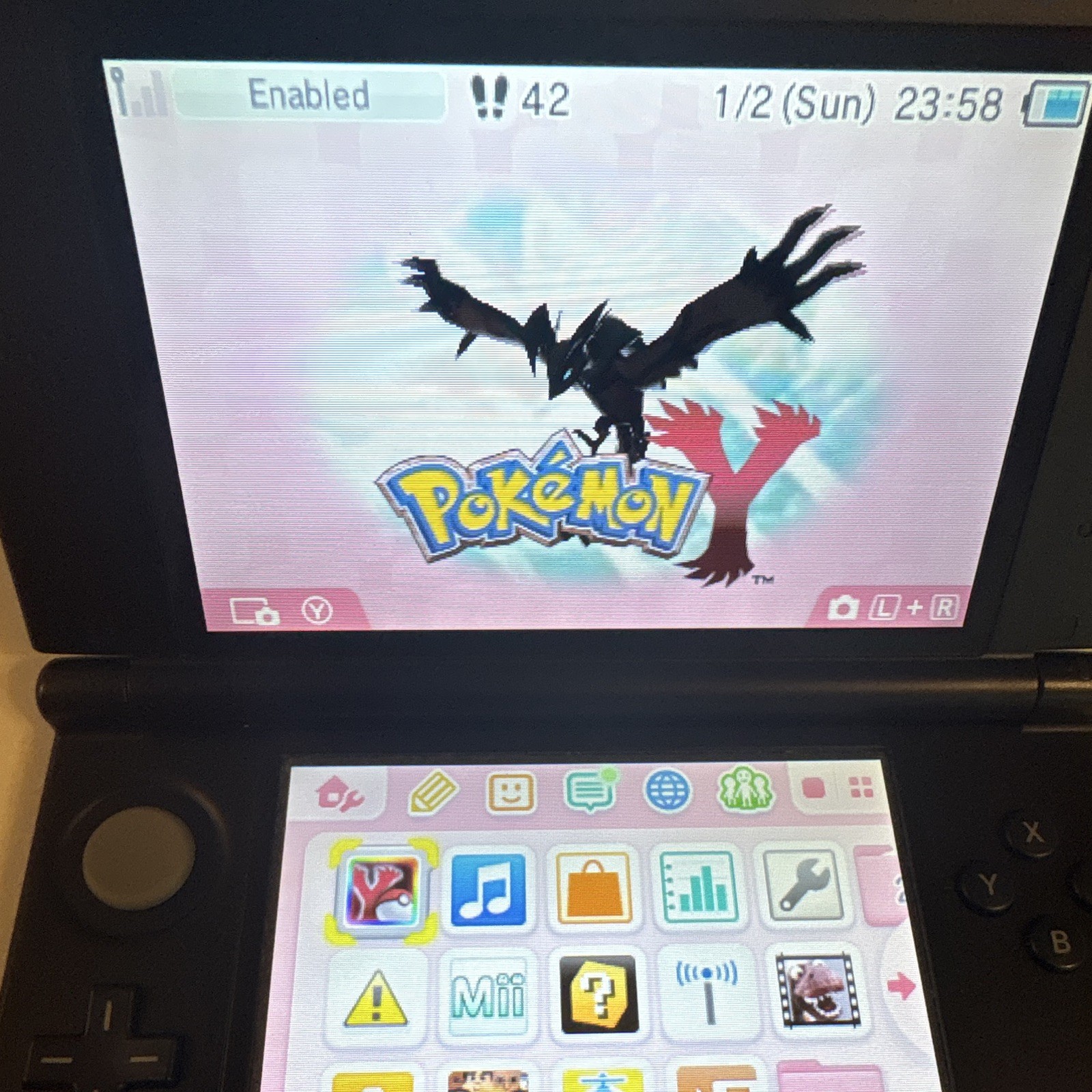 Nintendo Pokémon Y Nintendo 3DS Game 2013 E NTSC-U/C Multiplayer