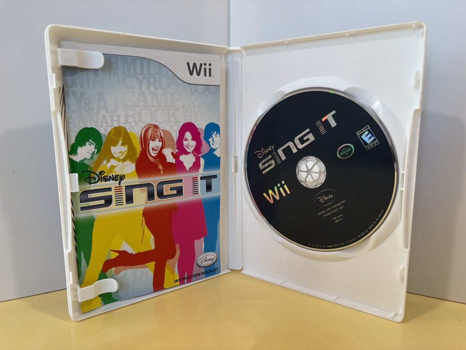 Disney Sing It Nintendo Wii Karaoke Game