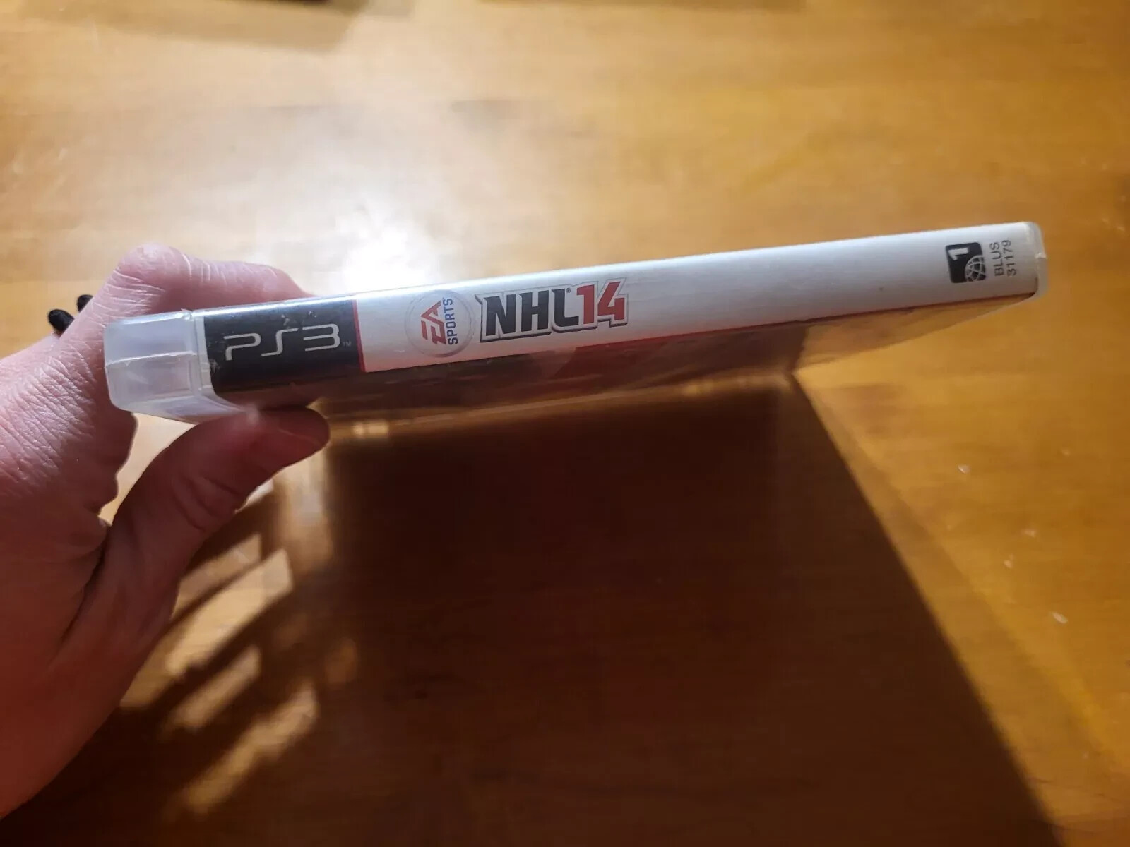 NHL 14 Hockey Video Game Sony PlayStation 3 E-Everyone EA Sports