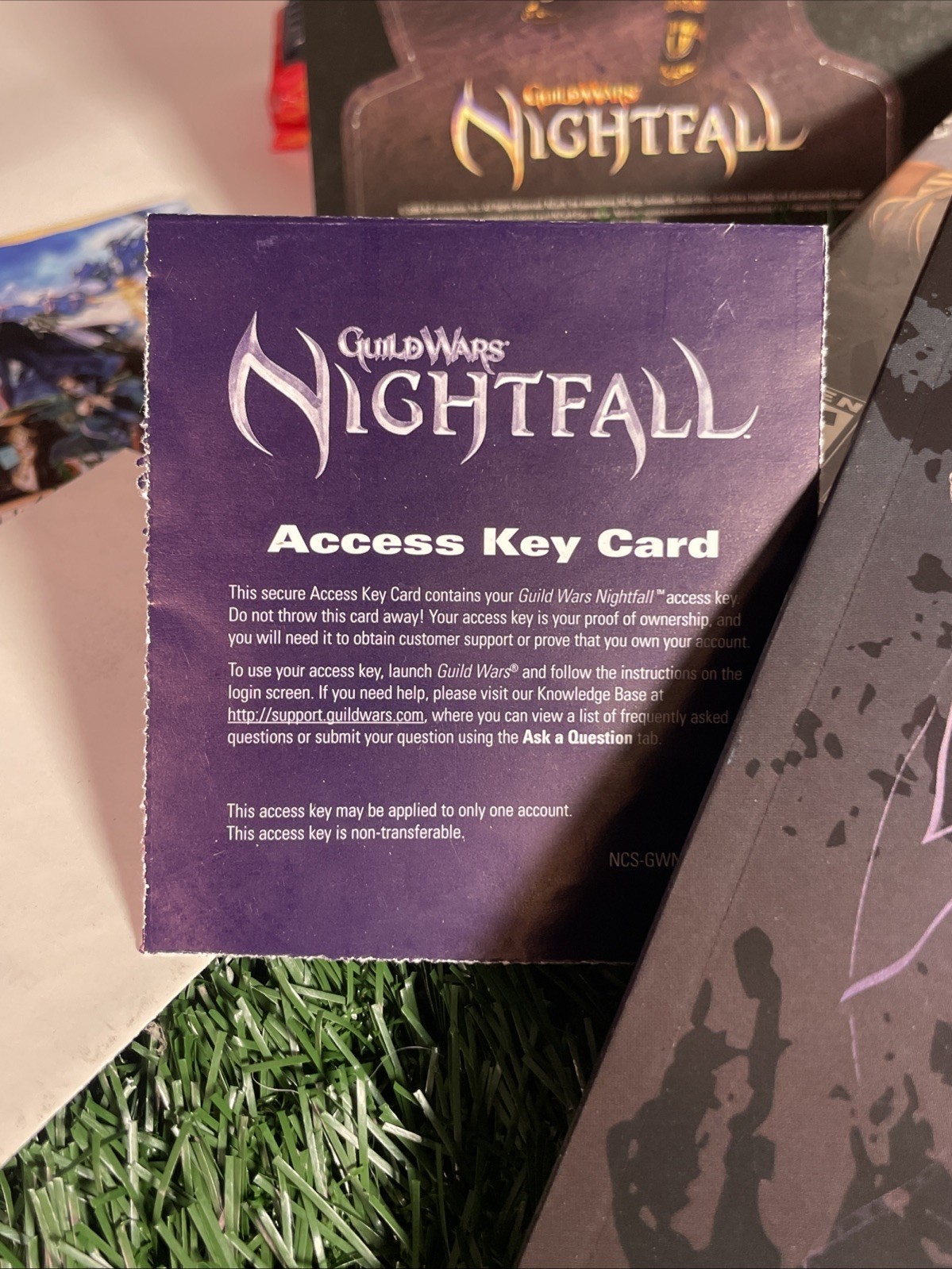 Guild Wars: Nightfall – Collector’s Edition (PC CD-ROM) Complete Set, Great Cond
