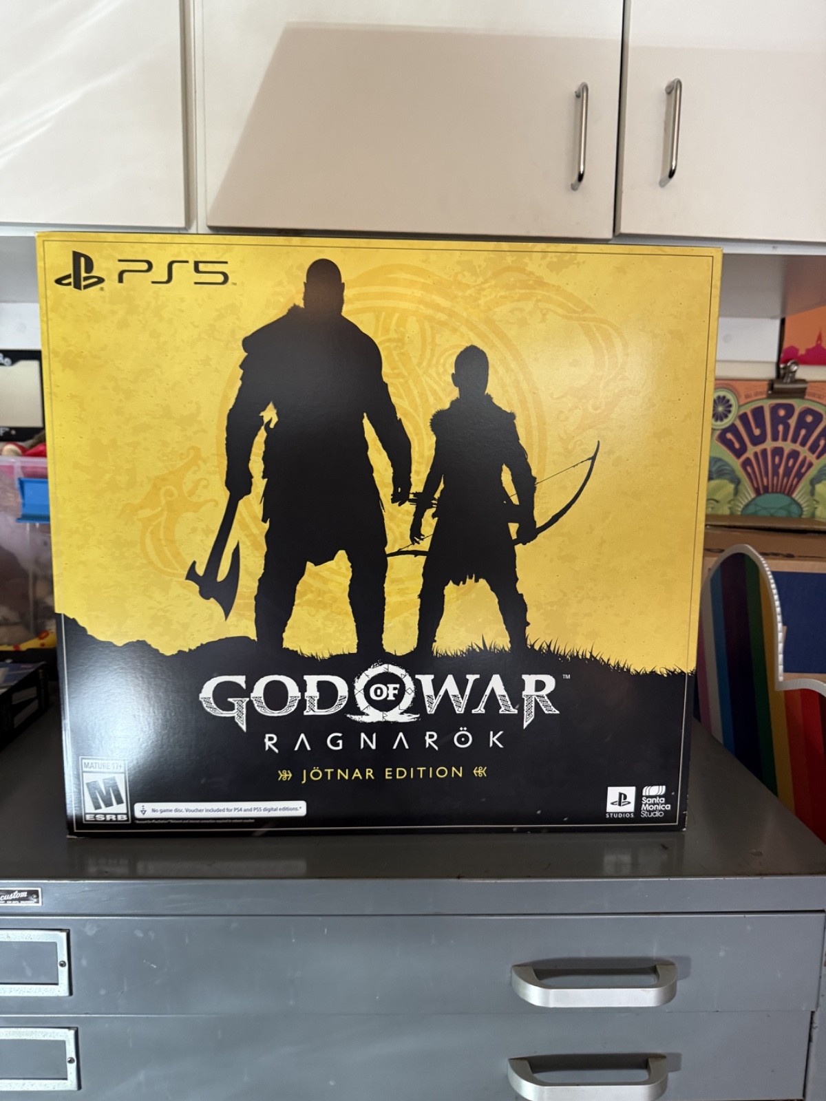 NEW God of War Ragnarök Bundle (Sony PlayStation 4 / 5, 2022)