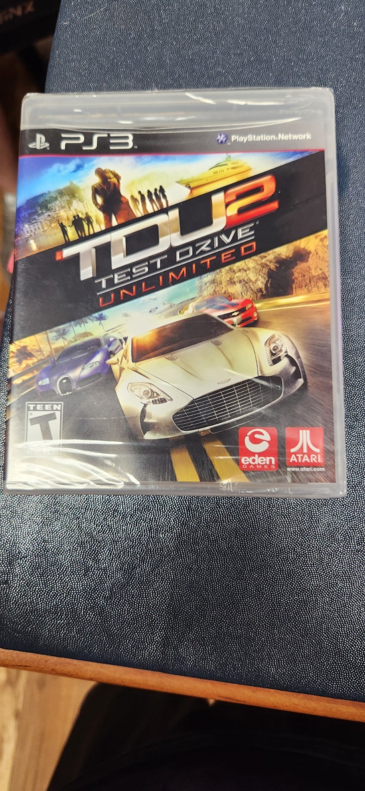 Test Drive Unlimited 2 (Sony PlayStation 3, 2011) [No Good Nick for Scale]