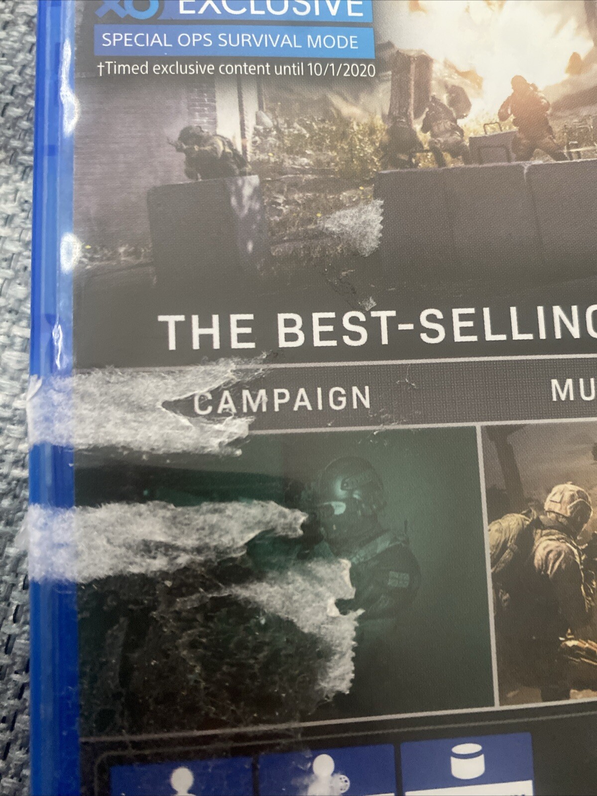 Call of Duty: Modern Warfare – Sony PlayStation 4 with labels‘ residue