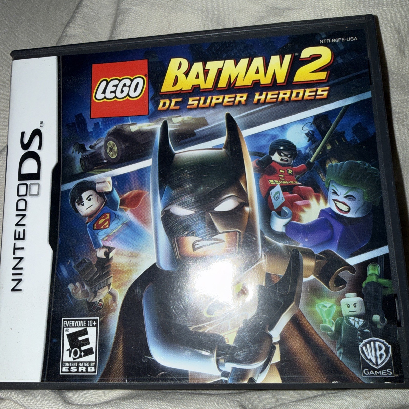 LEGO Batman 2: DC Super Heroes (Nintendo DS, 2012)