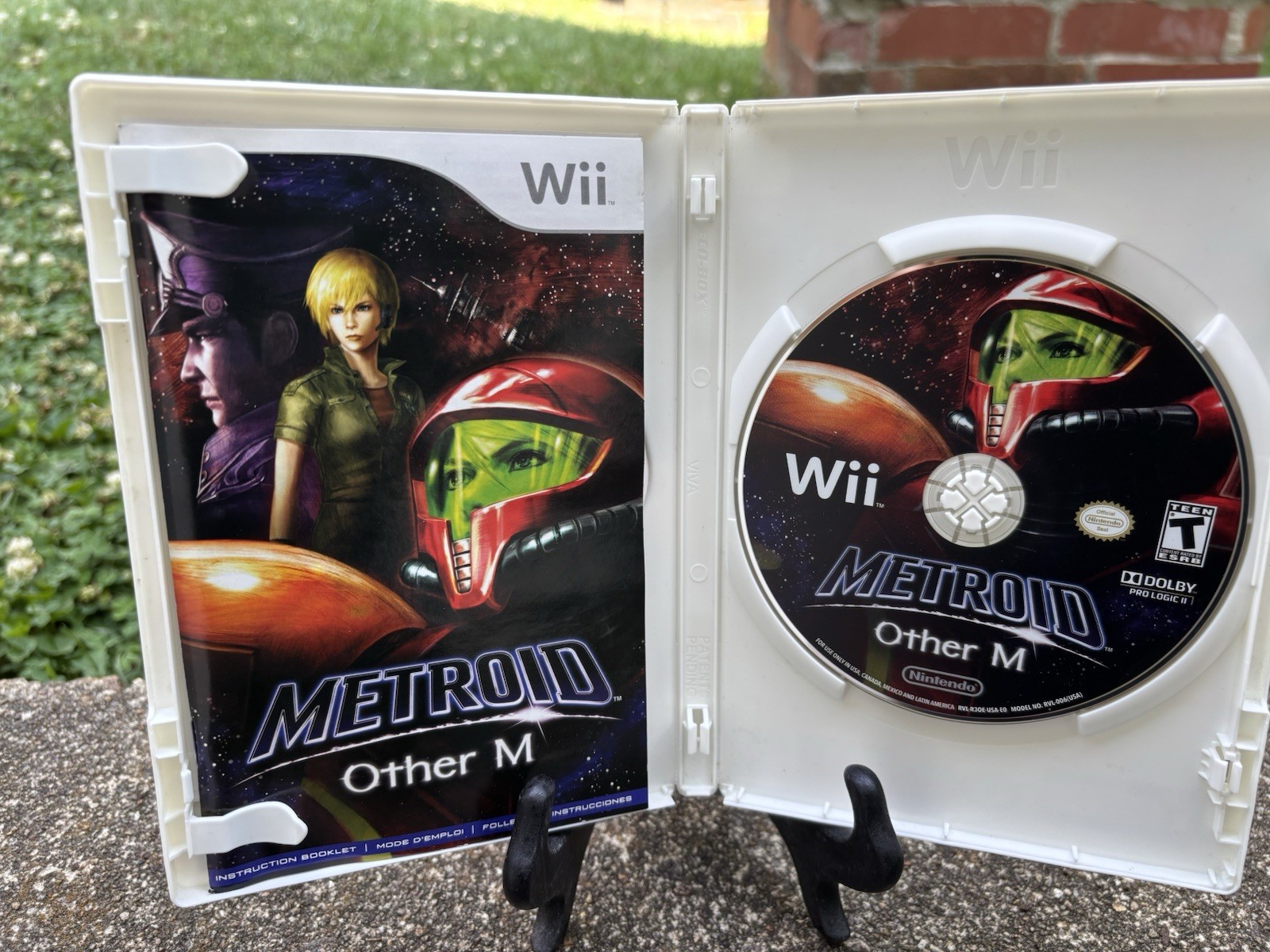 Metroid: Other M (Nintendo Wii, 2010) CIB