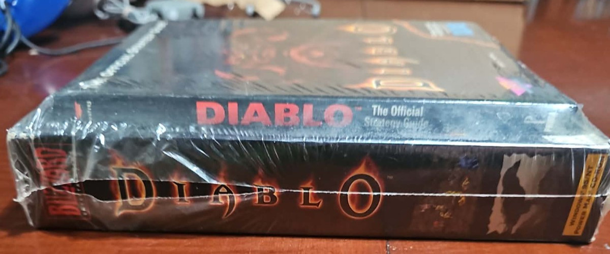 DIABLO (PC, 1996) includes Strategy Guide Bundle Factory Sealed NEW – READ