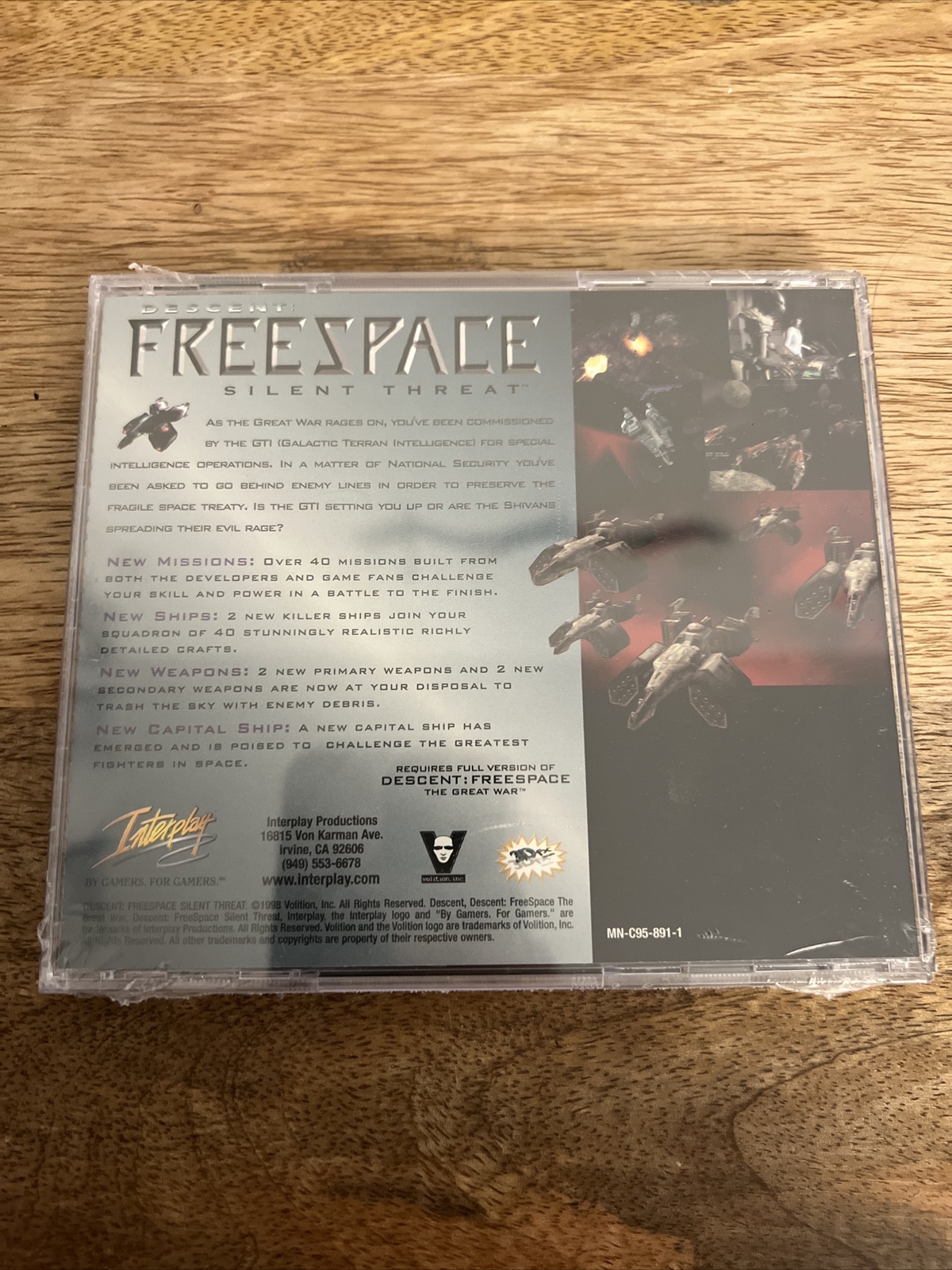 Descent Free space Silent Threat Video Game Pc CD -Rom E-Everyone Interplay -New