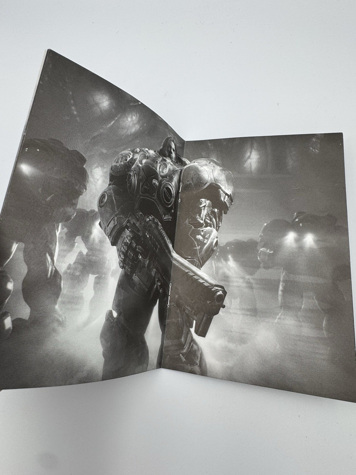 StarCraft II Wings of Liberty Big Box PC Complete w Inserts
