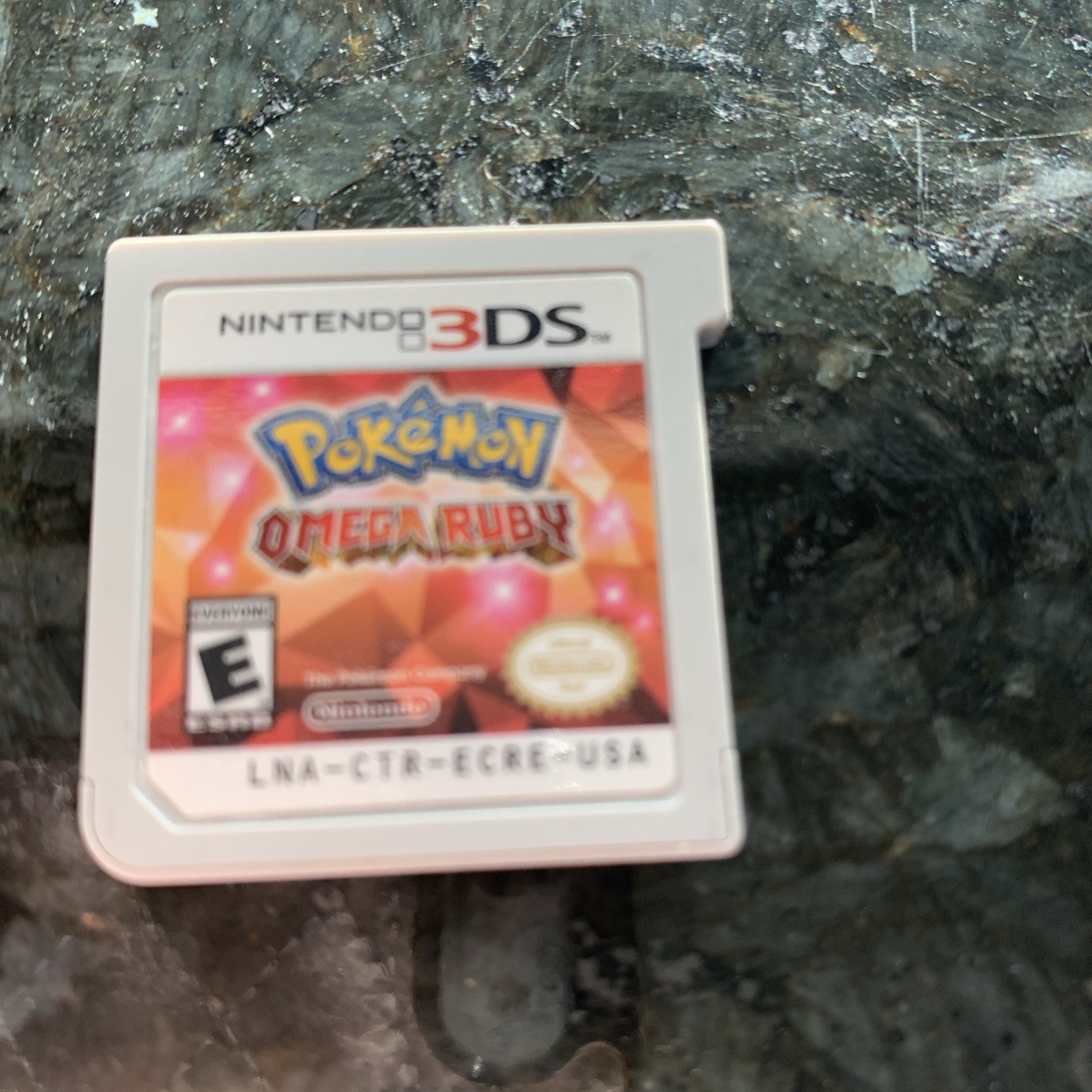 Pokémon OMEGA Ruby Game cartridgeNintendo 3DS System US Version