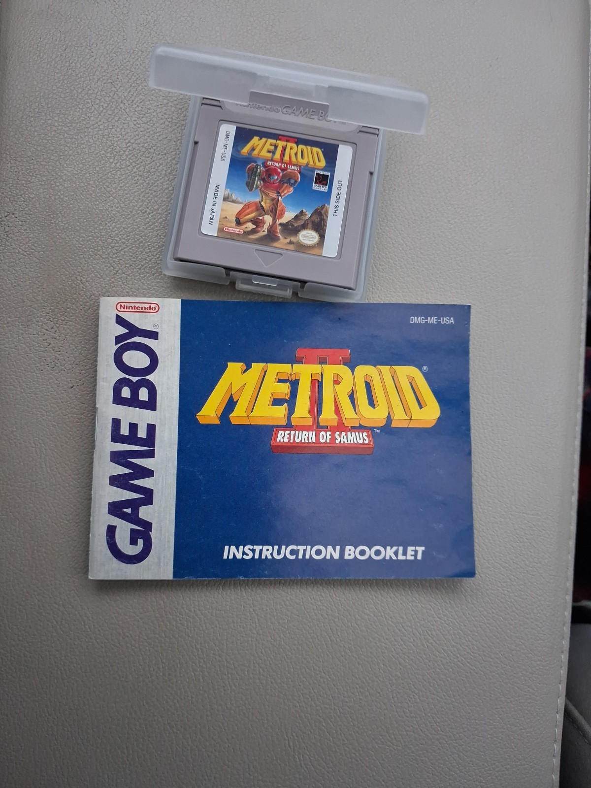 NINTENDO Game Boy METROID II Return of Samus CARTRIDGE & Instruction Booklet