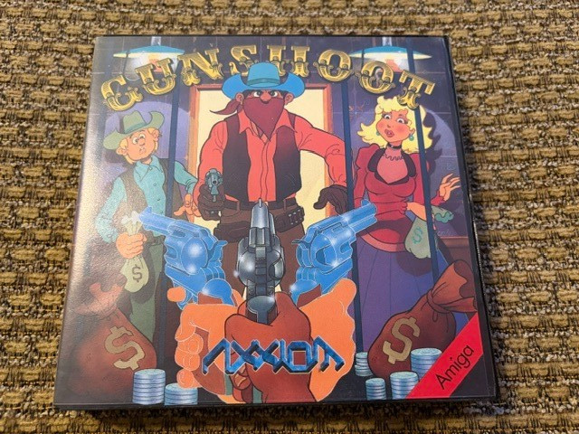 GUNSHOOT AMIGA GAME W/ CASE + PAPERS CLASSIC COMPUTER SEE PICS