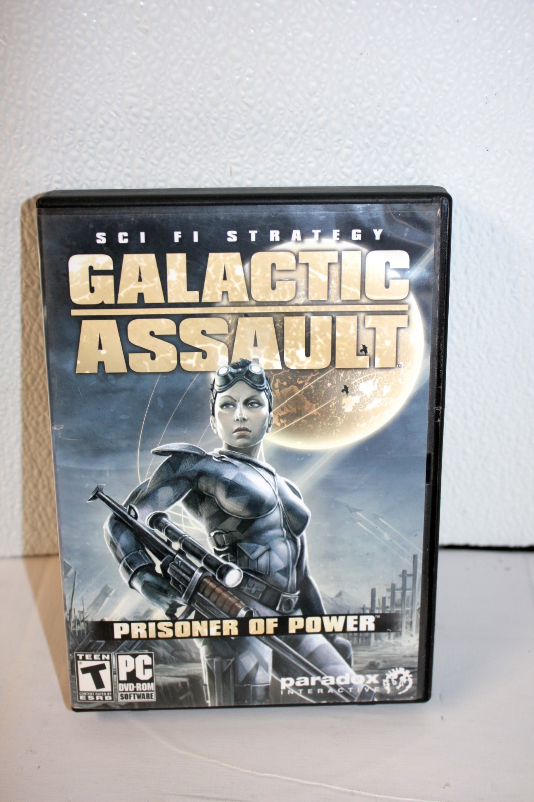 Paradox Interactive Galactic Assualt Prisoner of Power PCDVD With Manual & Chart