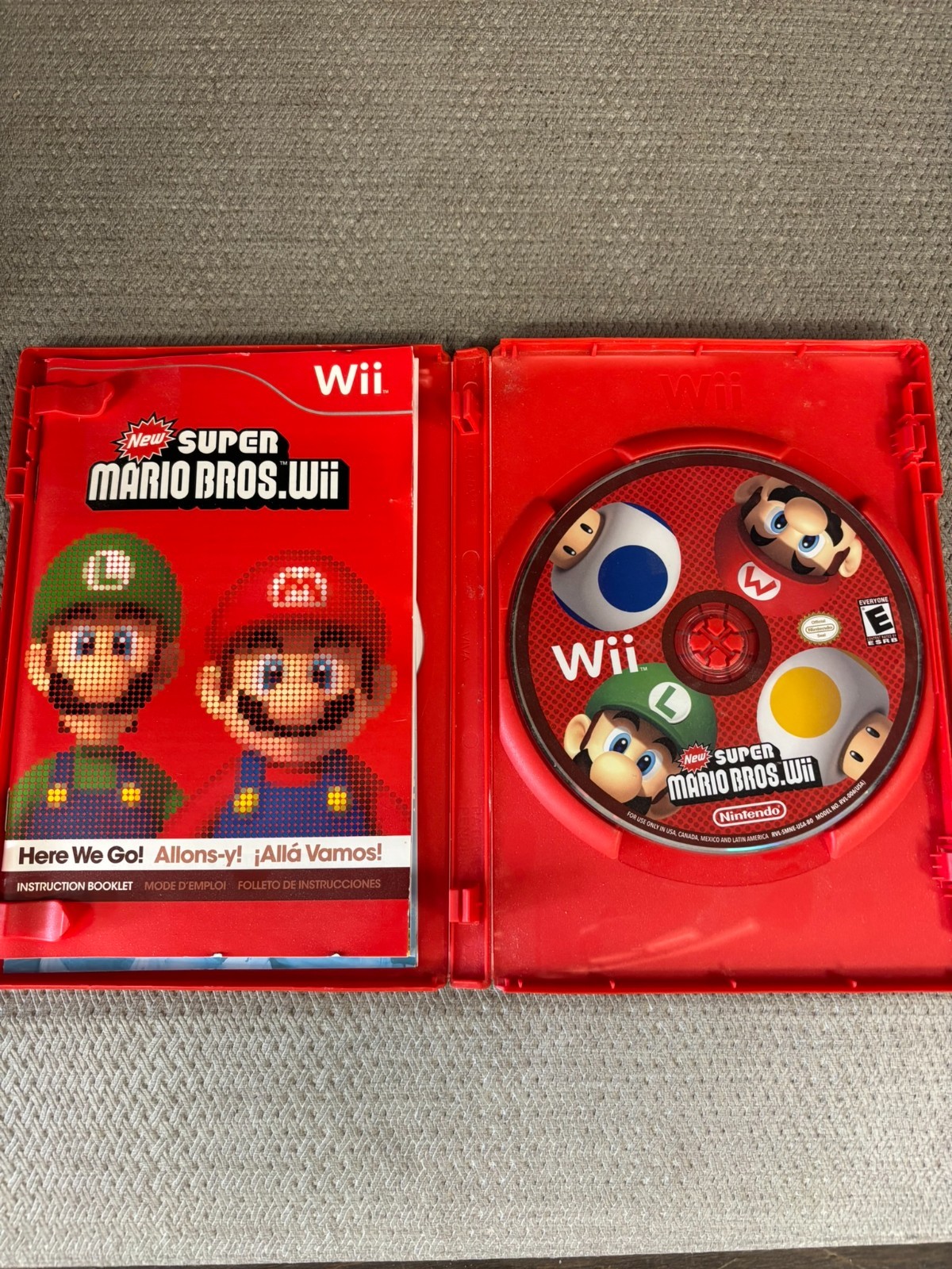 Nintendo New Super Mario Bros. Wii Multiplayer Game