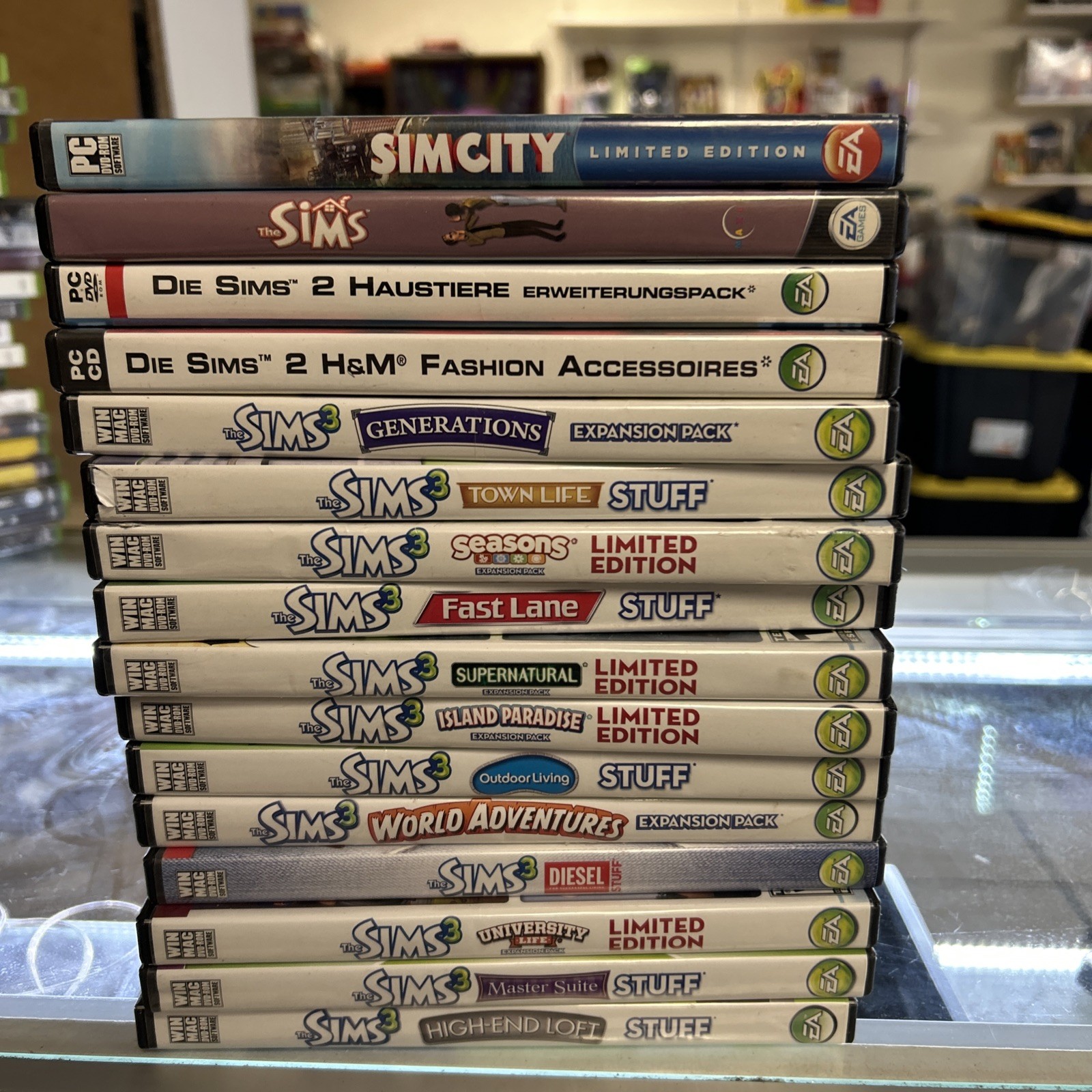 Lot Of 16 THE SIMS 1 2 3 city Windows MAC PC Video Game and Expansion Packs
