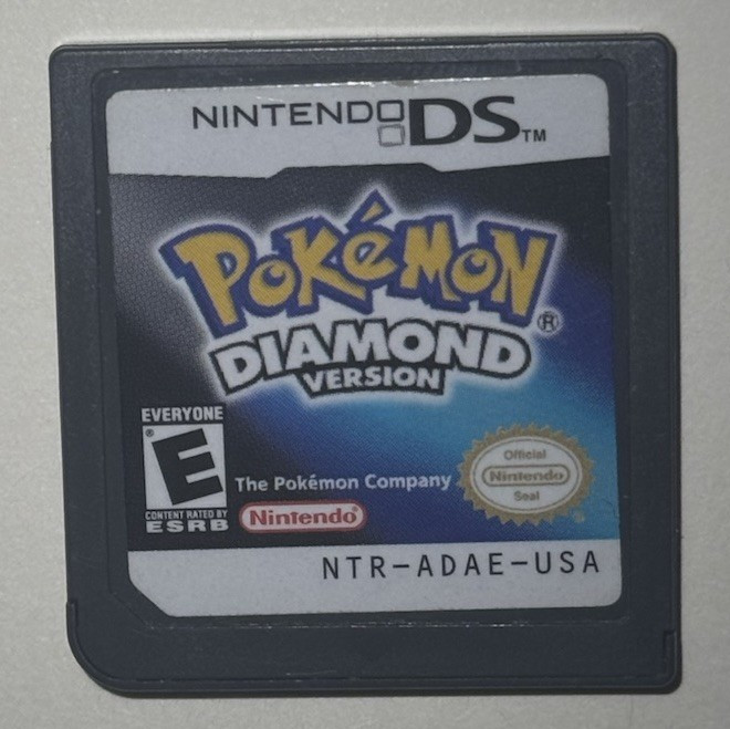 Nintendo Pokémon Diamond Version for Nintendo DS, E (Everyone), NTSC-U/C