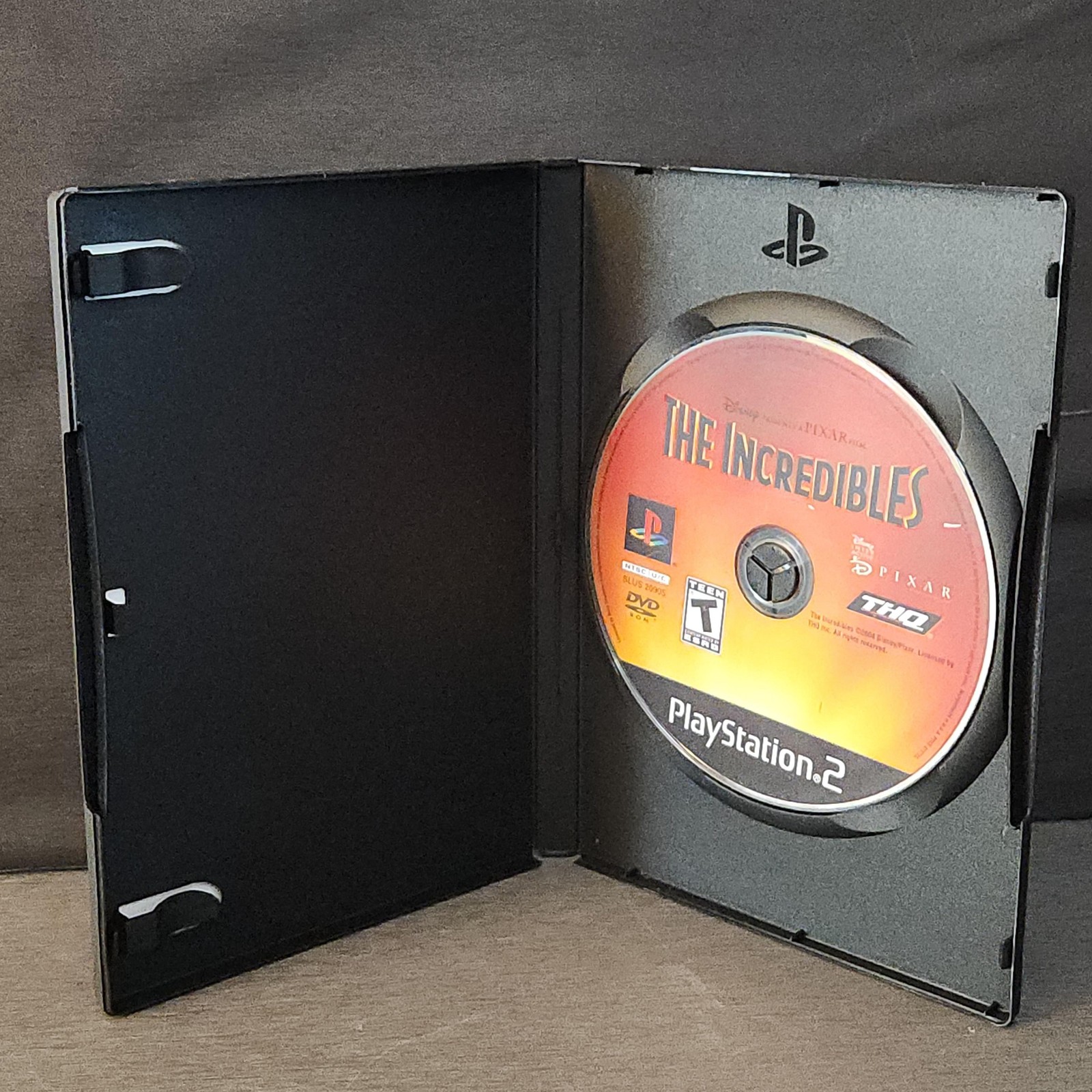The Incredibles PlayStation 2 PS2 Game