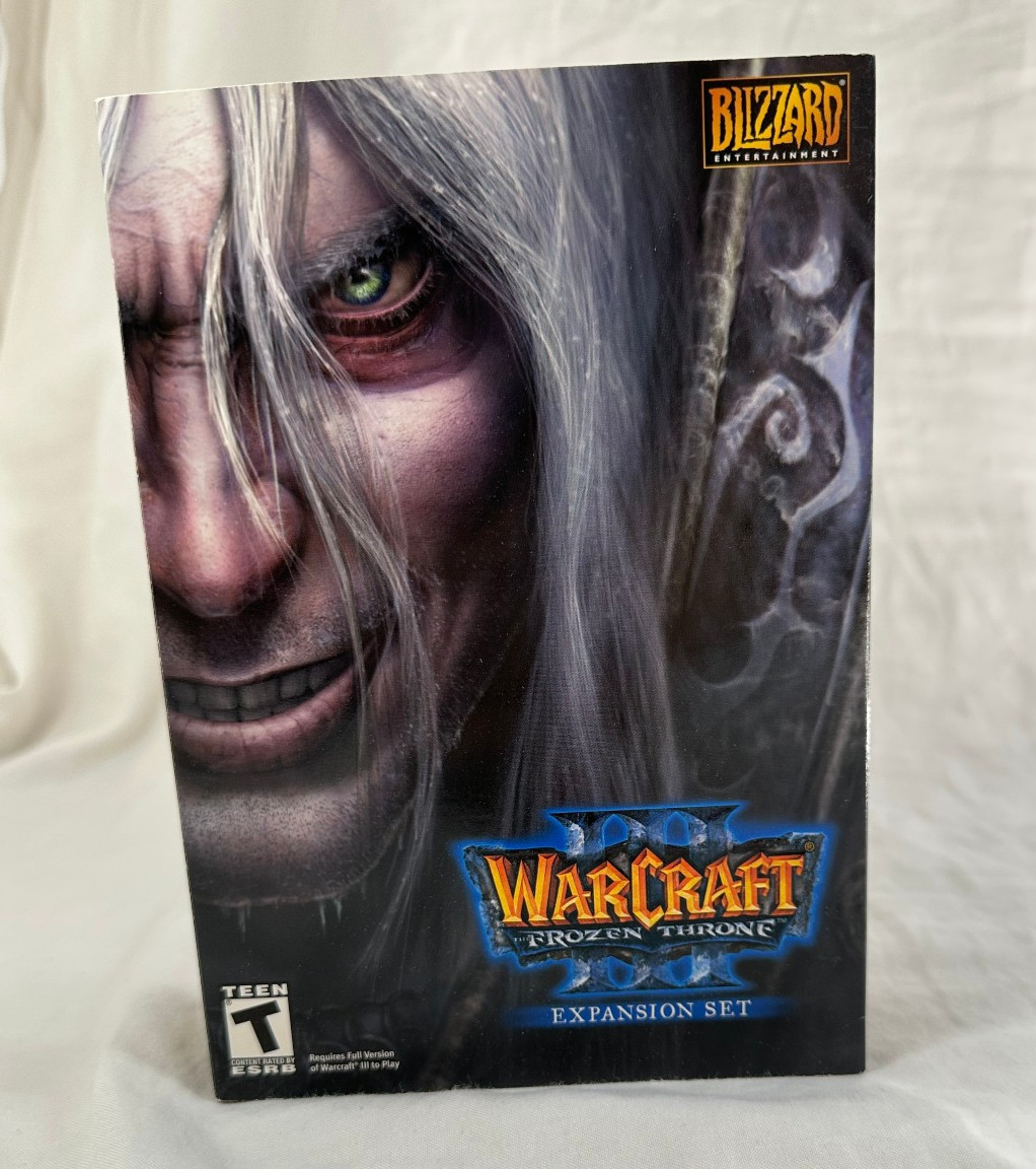 SIGNED Warcraft III 3 Frozen Throne Expansion WITH Release Day poster NEW/SEALED