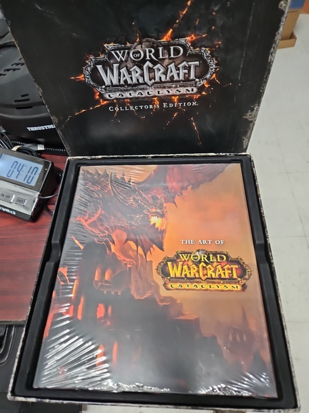 World of Warcraft: Cataclysm – Collector’s Edition GREAT CONDITION! SOME SEALED