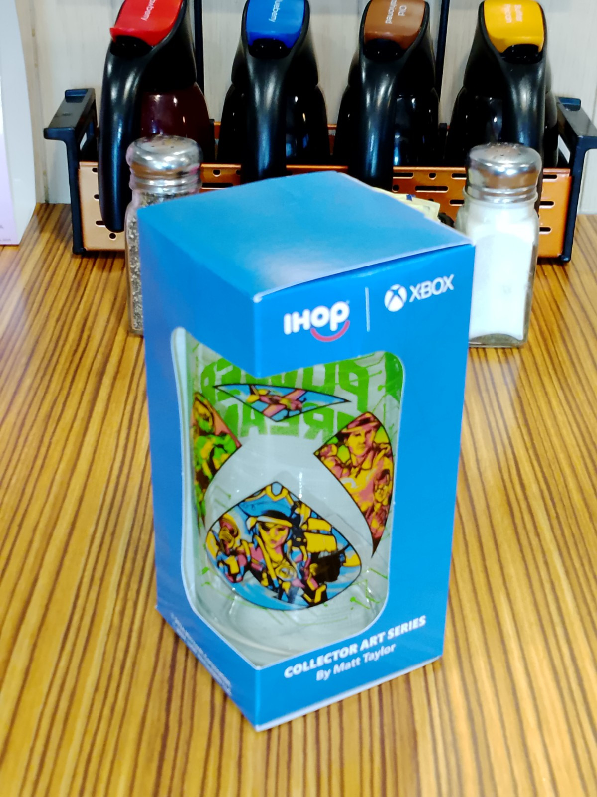 IHOP Exclusive Xbox Glass Featuring Halo Master Chief & Indiana Jones Flight Sim