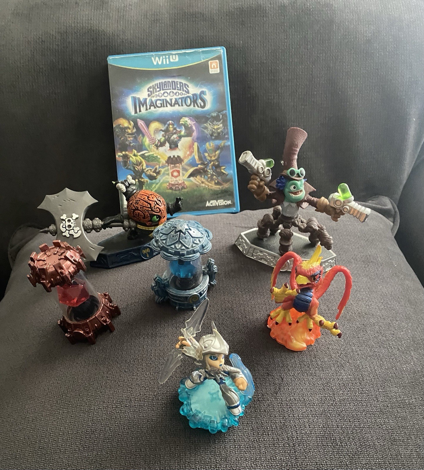 Skylanders Imaginators Wii U Game Plus Lot With Creation Crystals & Figures