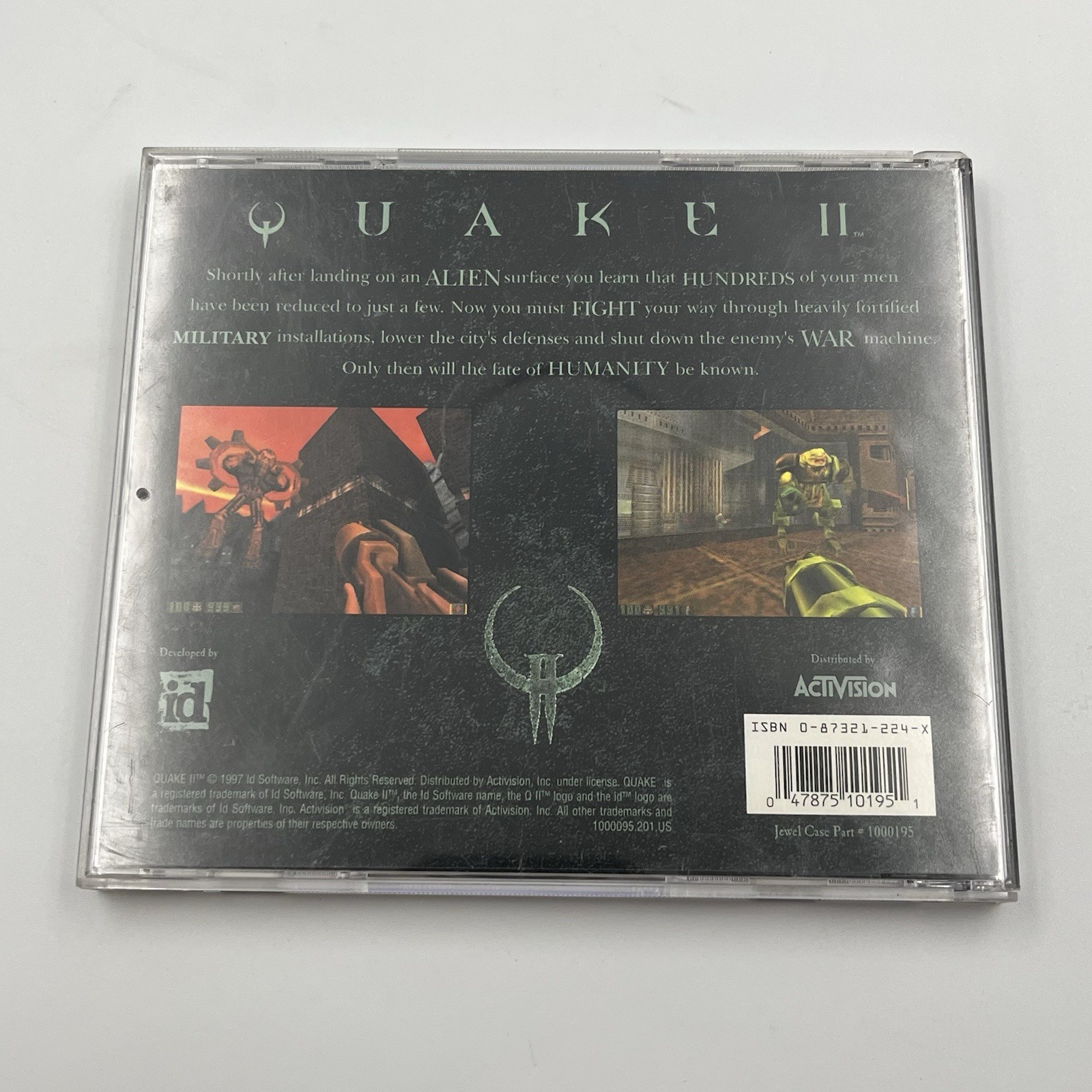 Quake II 2 PC CD-ROM Activision 1997 & Star Craft Blizzard ENT. 1998 Lot of 2