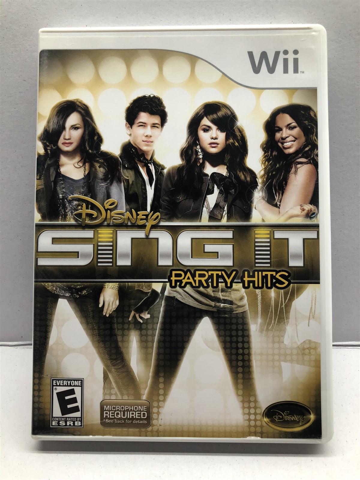 Disney Sing It: Party Hits – Nintendo Wii – Complete w/ Manual – Tested Working