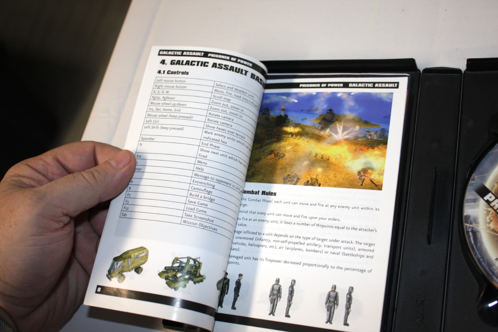 Paradox Interactive Galactic Assualt Prisoner of Power PCDVD With Manual & Chart