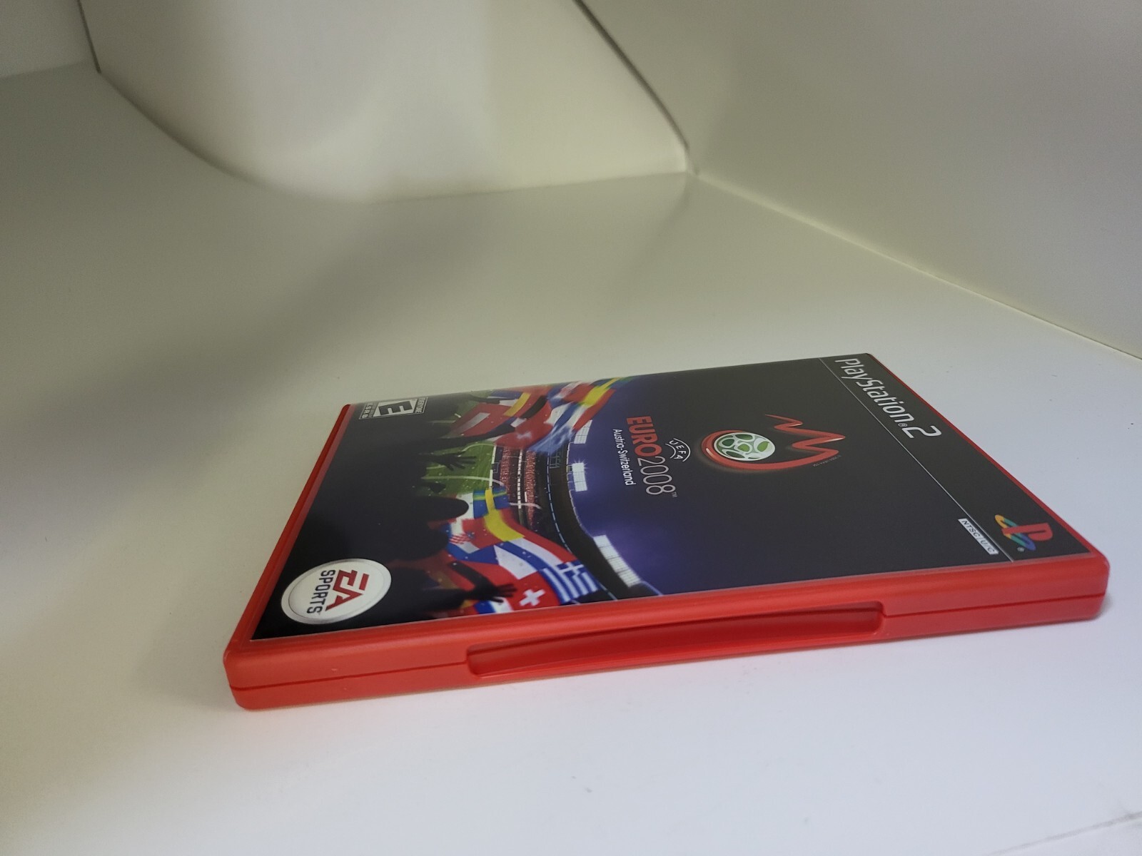 NEVER USED UEFA EURO SOCCER GAME 2008 FOR PS2 SONY PLAYSTATION 2 RED CASE