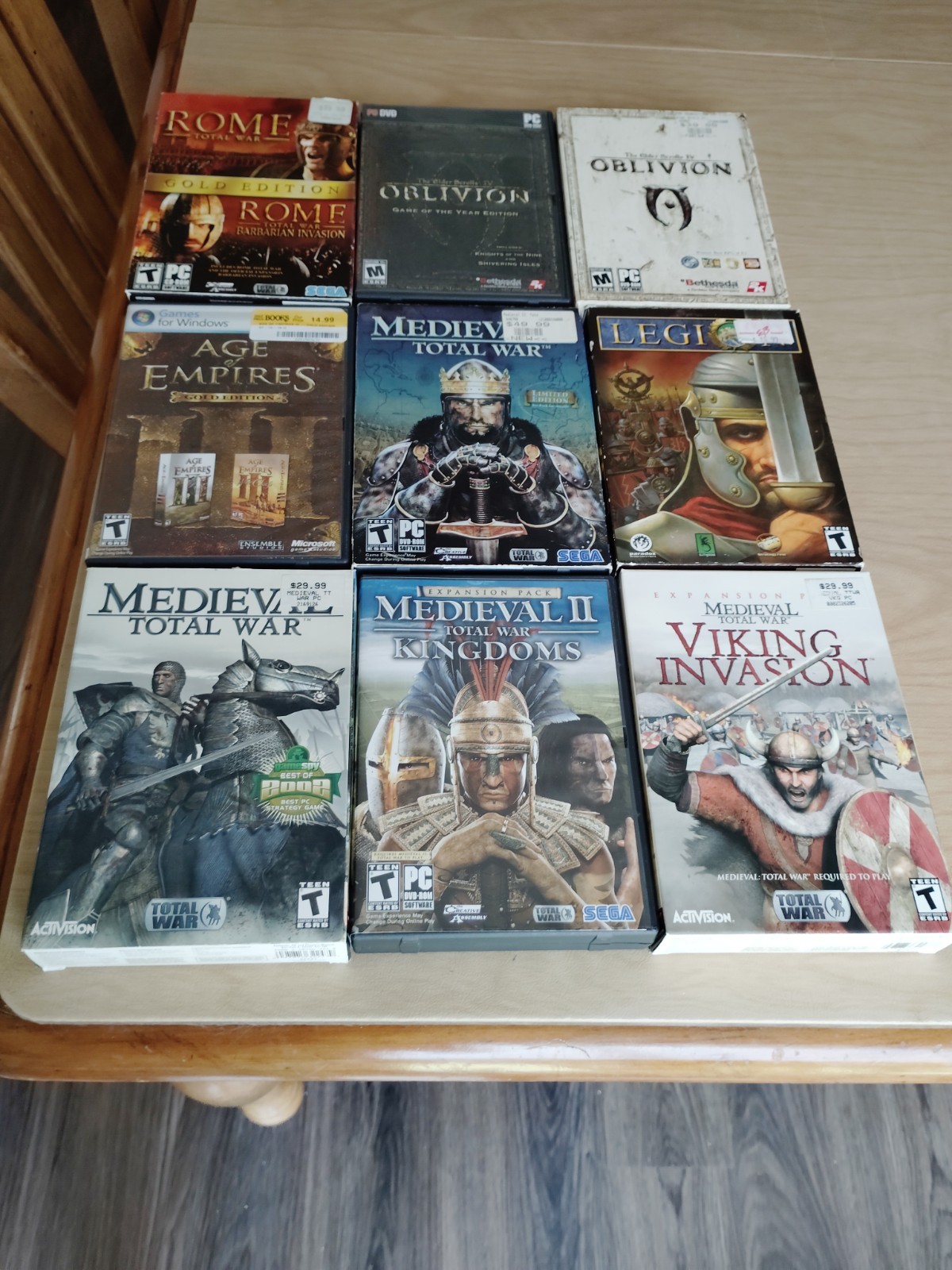 Vintage PC CD ROM Game Lot of 30 Games/Medieval War,Strategy,Role Play DD Games.