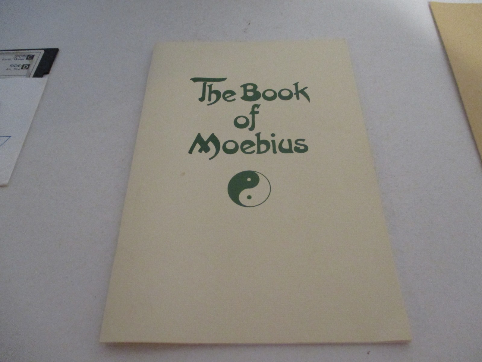 MoEbius Orb of Celestial Harmony Origin Systems Apple II PC Role Playing Game