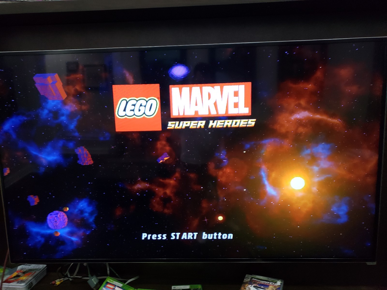LEGO Marvel Super Heroes (Microsoft Xbox 360, 2013) Free FAST SHIPPING