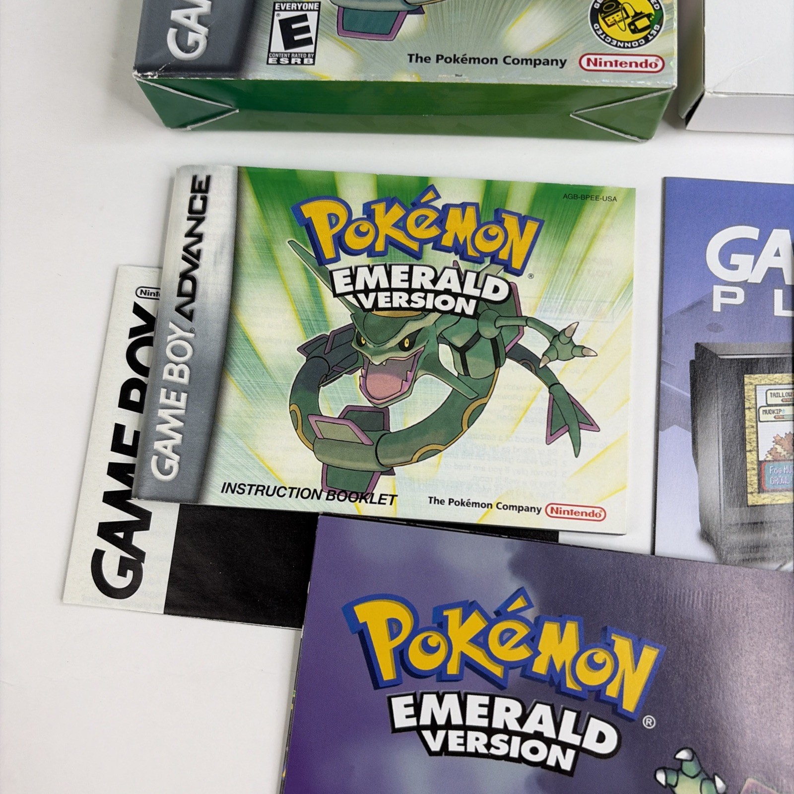 CLEAN Pokemon Emerald Game Boy Advance Authentic CIB Complete Poster Manual Box