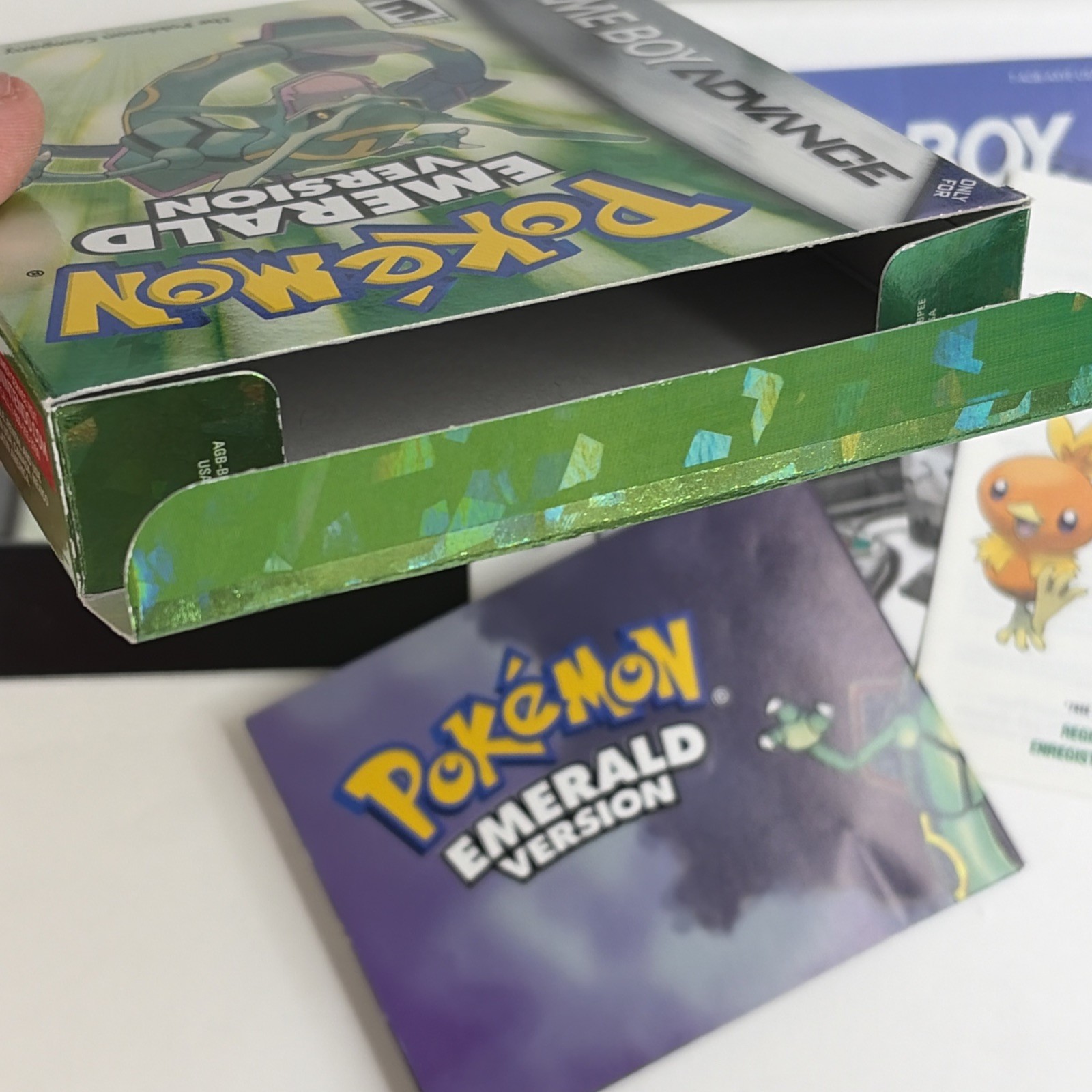 CLEAN Pokemon Emerald Game Boy Advance Authentic CIB Complete Poster Manual Box
