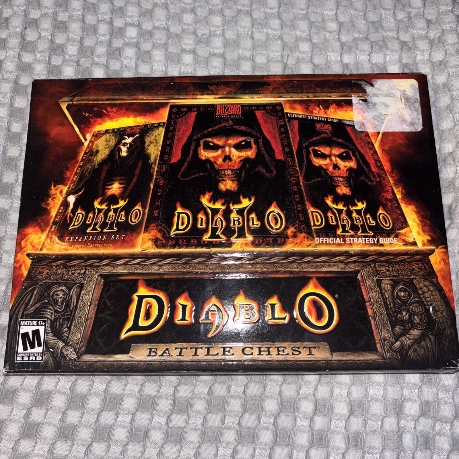 DIABLO BATTLE CHEST FOR PC/MAC, FACTORY SEALED