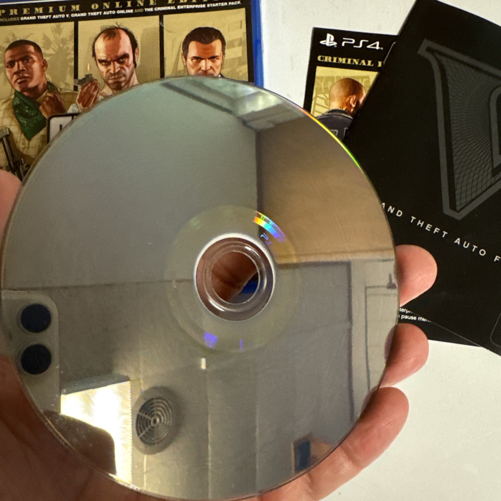 Grand Theft Auto GTA V Premium Online Edition – Sony PlayStation 4
